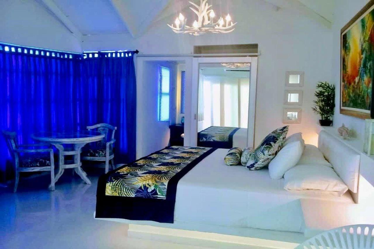 Hotel Tropical Inn Playa de Punta Arena エクステリア 写真
