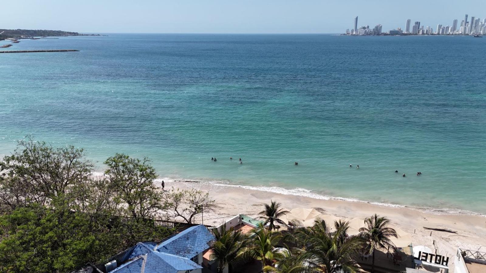 Hotel Tropical Inn Playa de Punta Arena エクステリア 写真