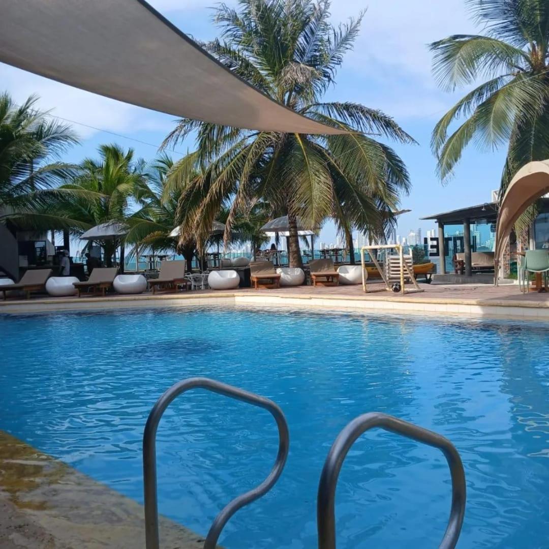 Hotel Tropical Inn Playa de Punta Arena エクステリア 写真